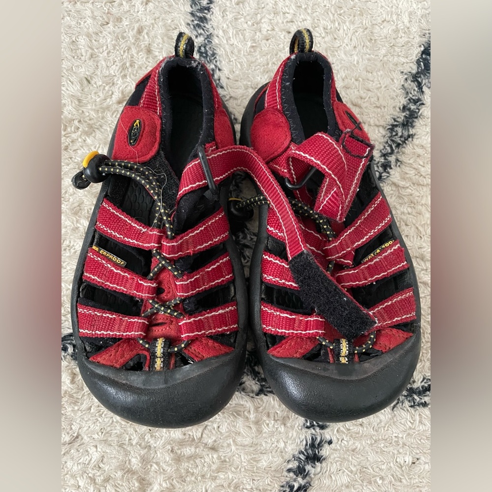 Keen Kids Newport H2 Sandals (size 12 little kids)
